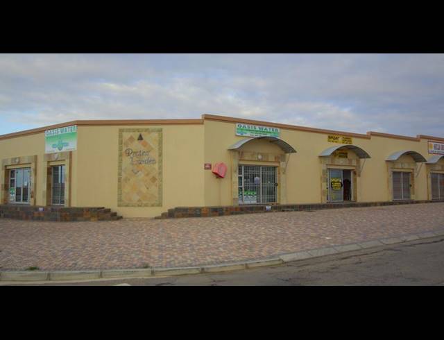BUSINESS FOR SALE IN JEFFREYS BAY CENTRAL